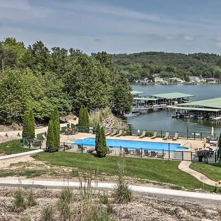 Lakefront Ozark Condo With Balcony And Seasonal Pool!